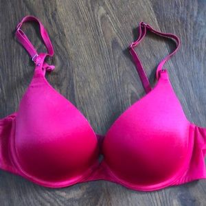 Victoria Secret Biofit Demi Uplift